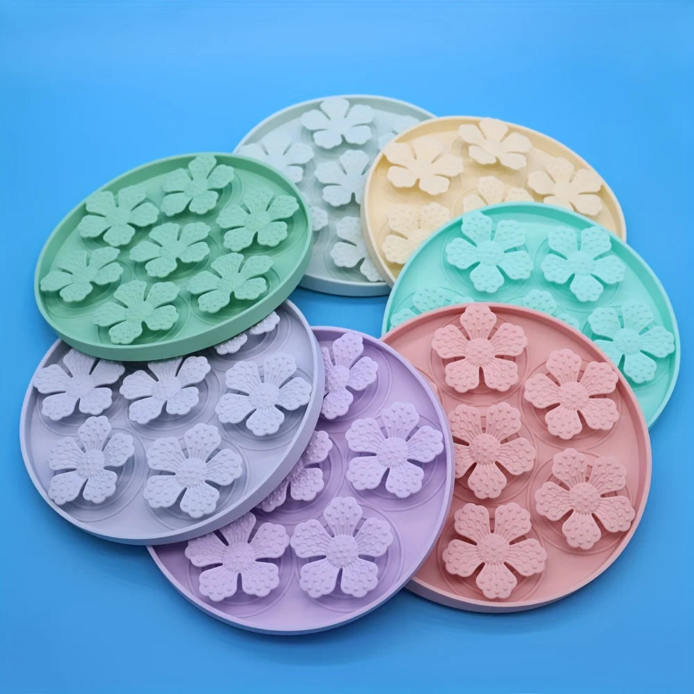 Silicone Dog Licking Mat with Suction Cups – Anti-Choking Slow Feeder Pad