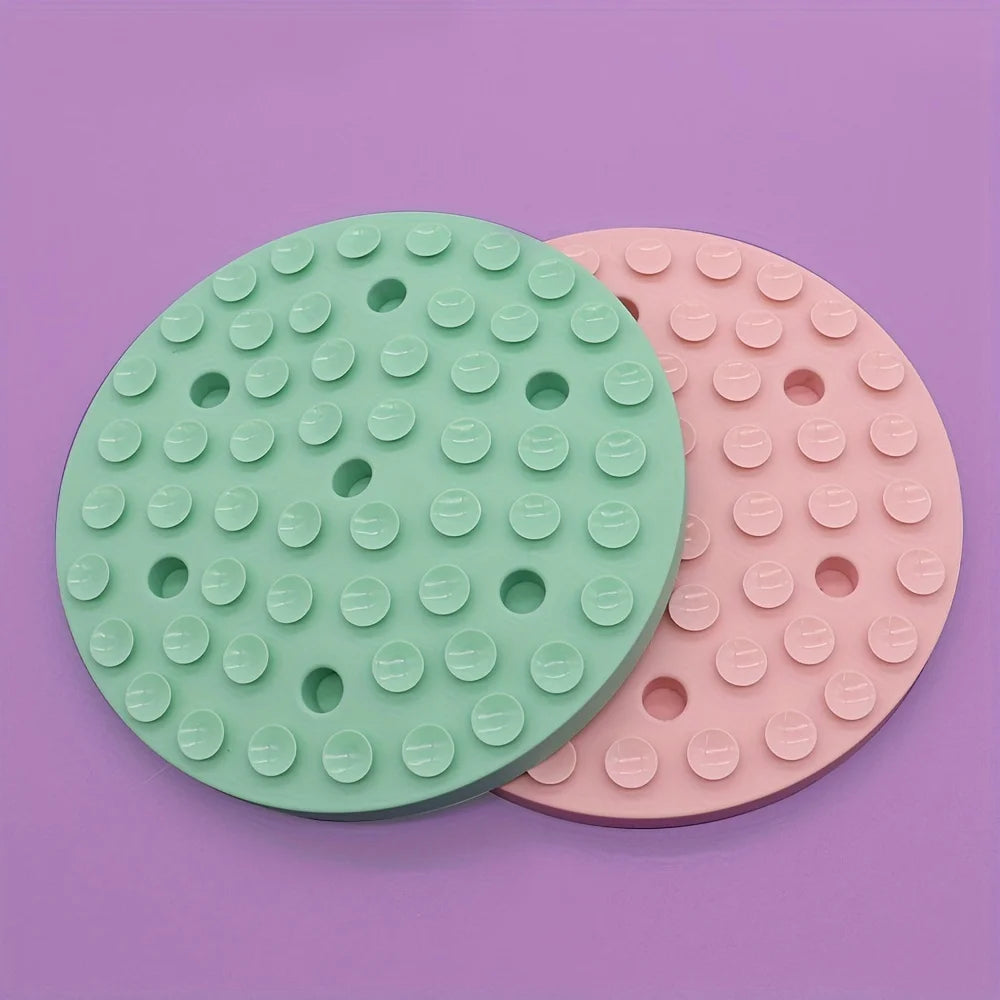 Silicone Dog Licking Mat with Suction Cups – Anti-Choking Slow Feeder Pad