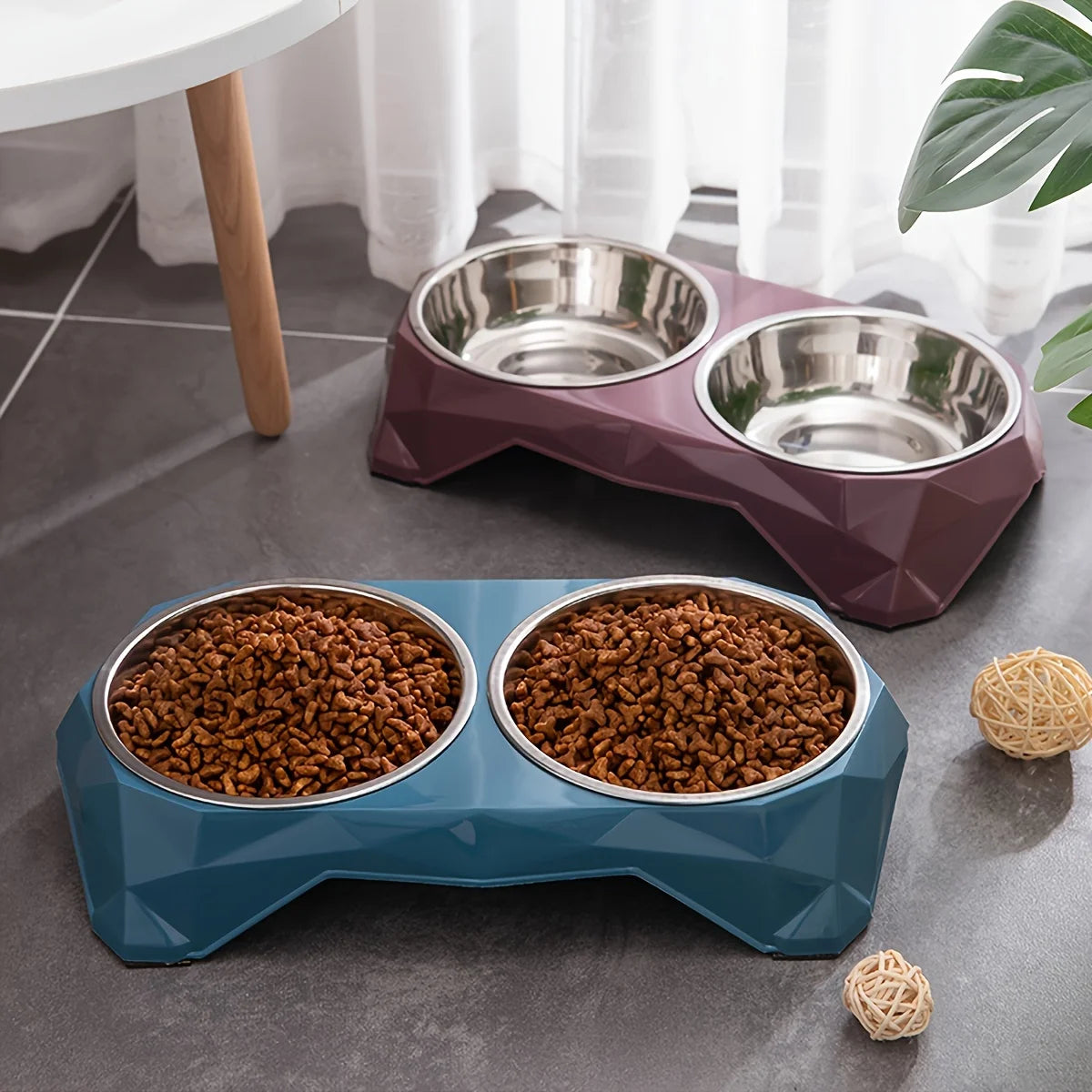 Non-Slip Double Pet Bowl – Large Capacity Diamond Pattern Food & Water Feeder
